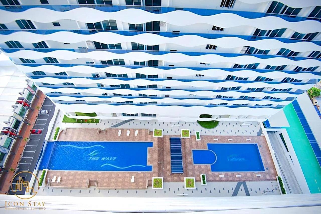 The Wave Suites Melaka 외부 사진